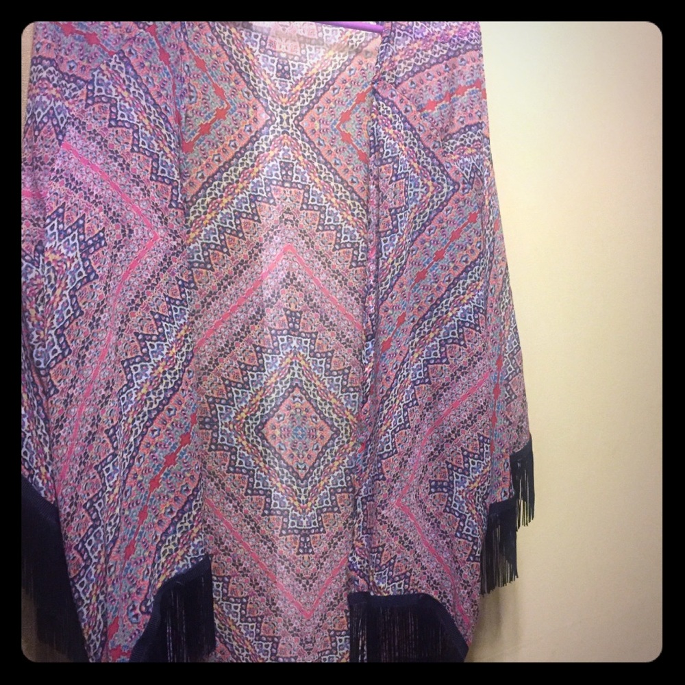 Jessica Simpson fringe open kimono/wrap M